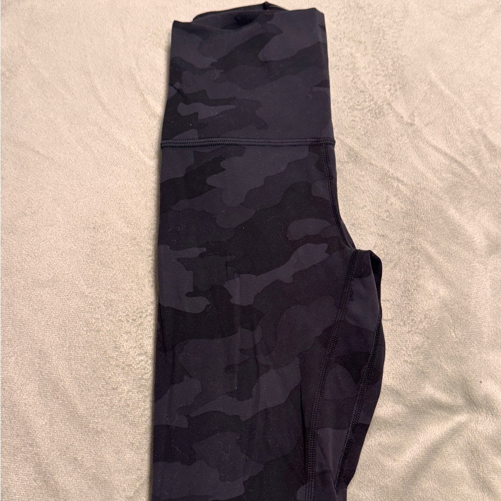 Lululemon Athletica Black Camouflage Leggings